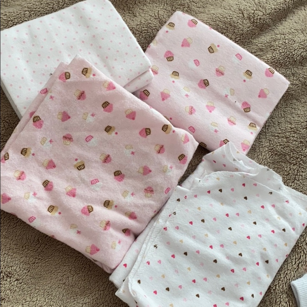 4 cupcake and heart receiving blankets. No stains.